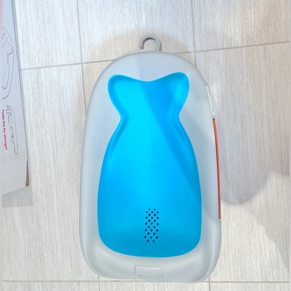 Skip Hop Moby Recline and Rinse Bather